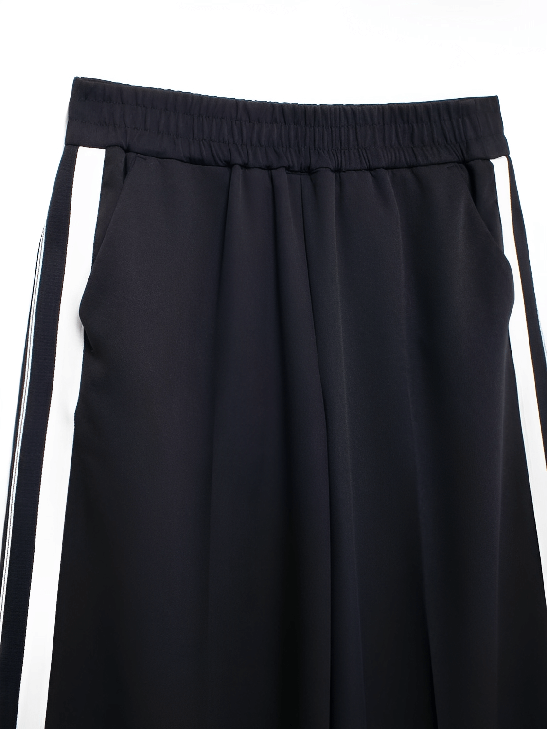 Conjunto Feminino Casual Esportivo com Jaqueta de Zíper e Calça com Listras Brancas Laterais – Fernanda
