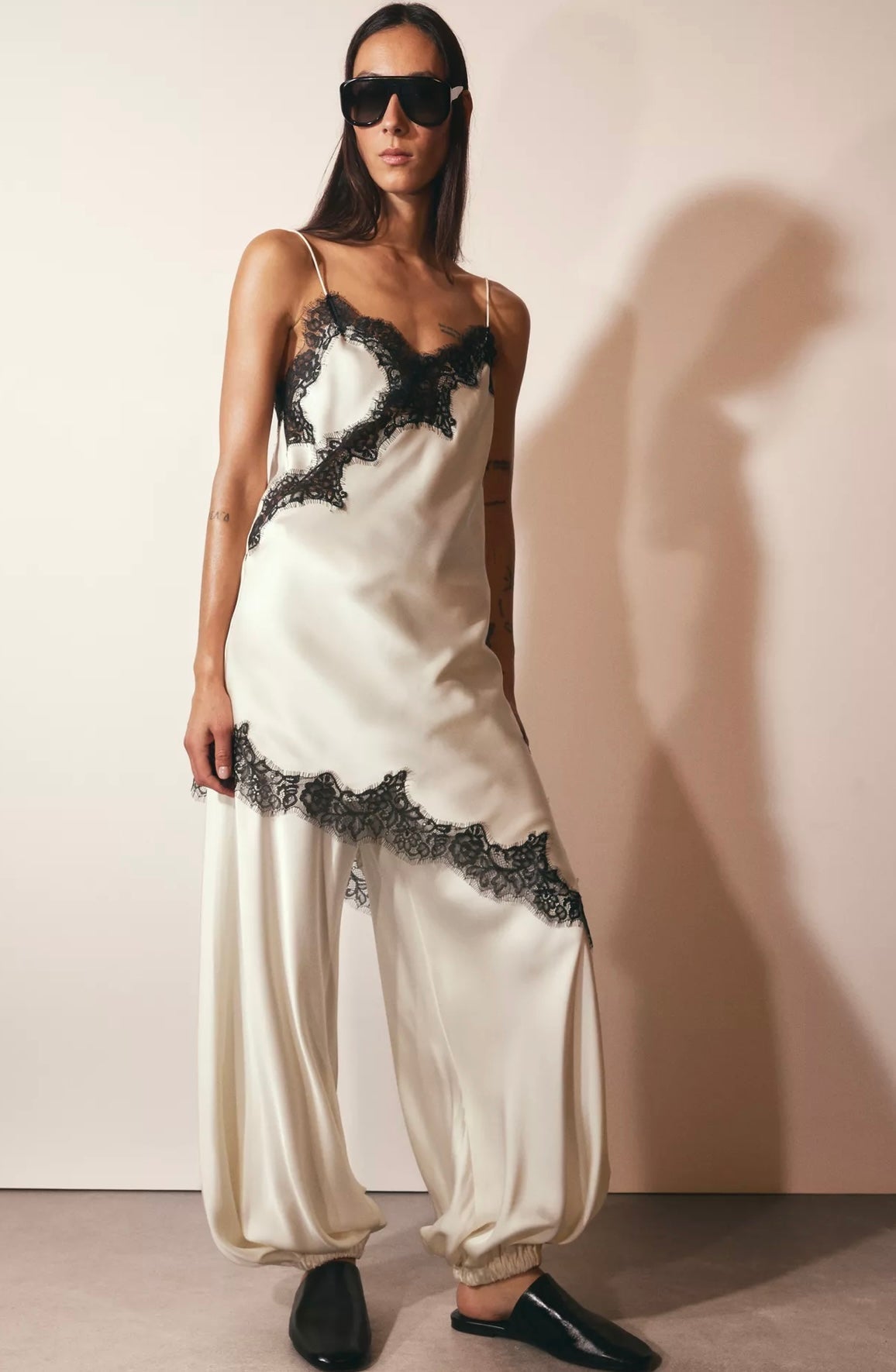 Vestido Lumière Satin – Encanto em Renda