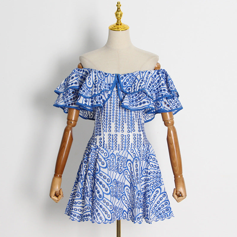 Vestido Mini Bordado Ombro a Ombro Leve e Fresco