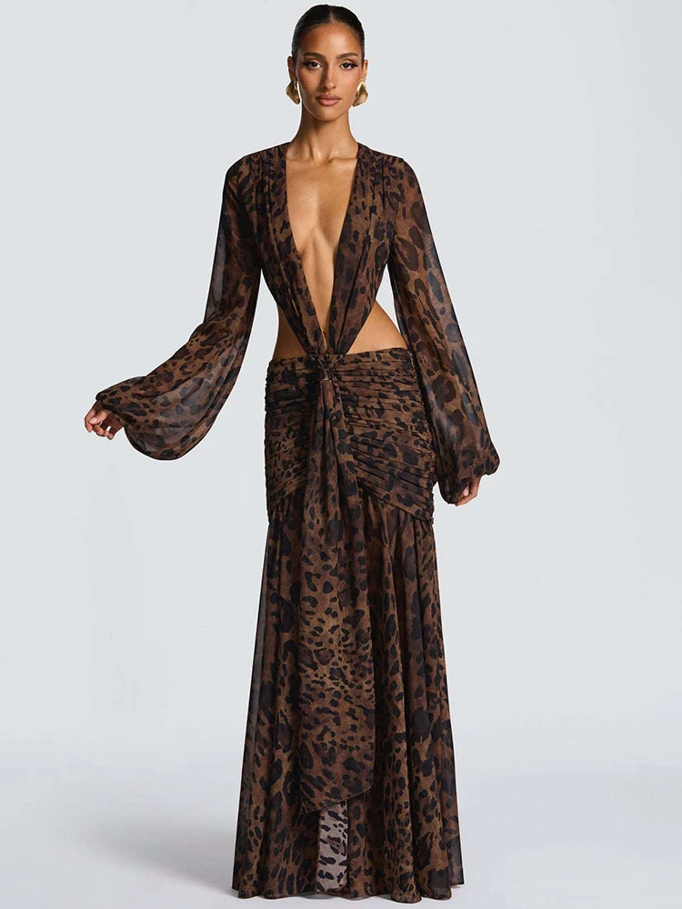 Vestido Longo Monjou – Manga Longa, Fenda Elegante e Recorte Costas