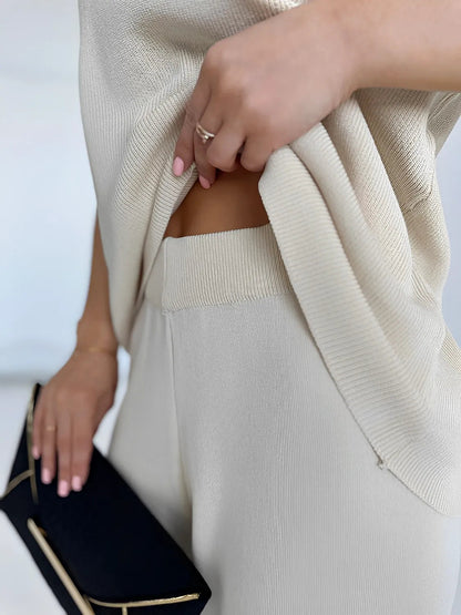 Conjunto Feminino de Viscose com Listras Blusa de Manga Curta e Calça com Cós Elástico - Emilia