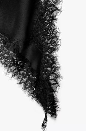 Vestido Lumière Satin – Encanto em Renda