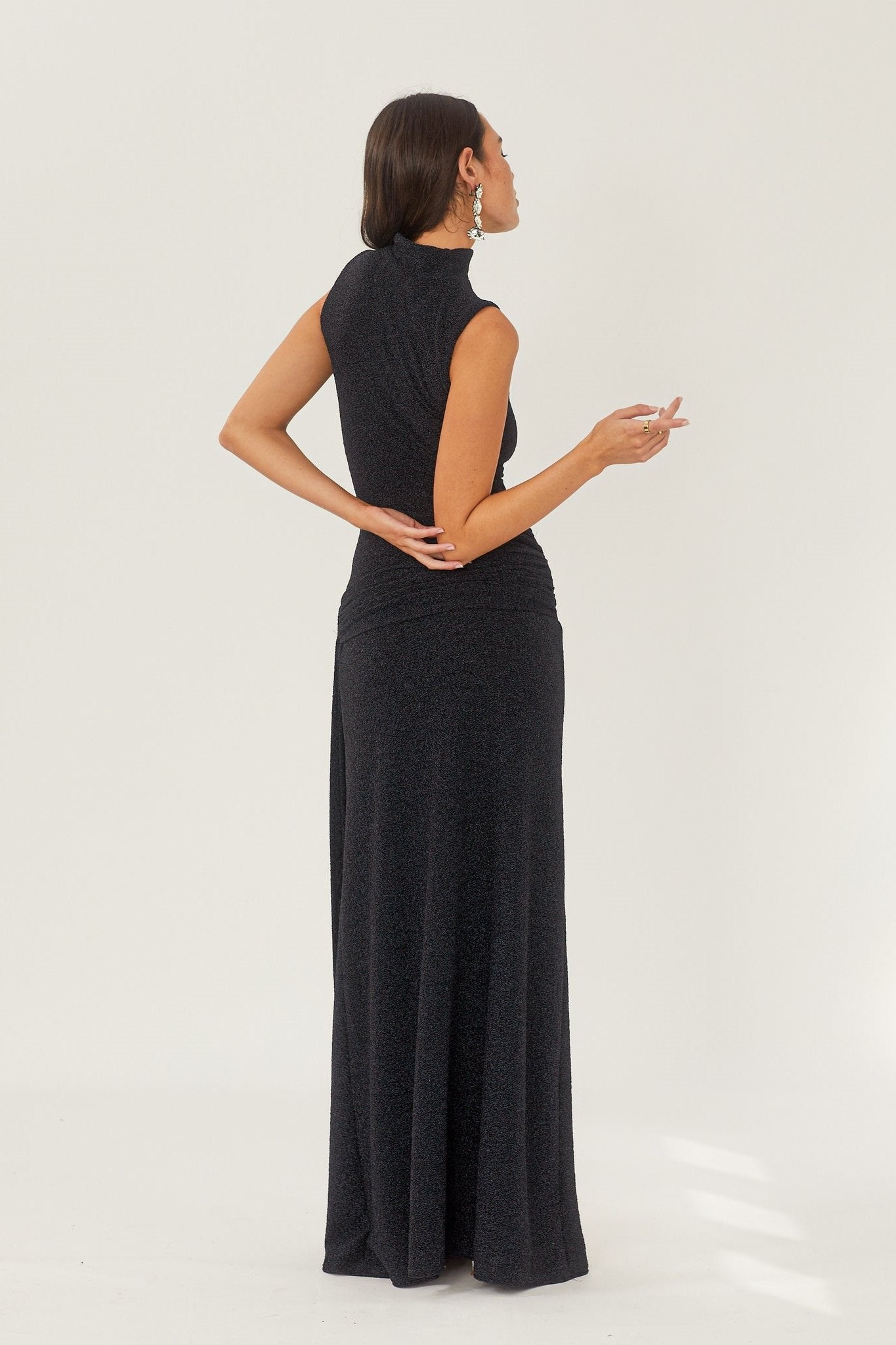 Vestido Longo de Malha Metalizada com Alça - Mariza