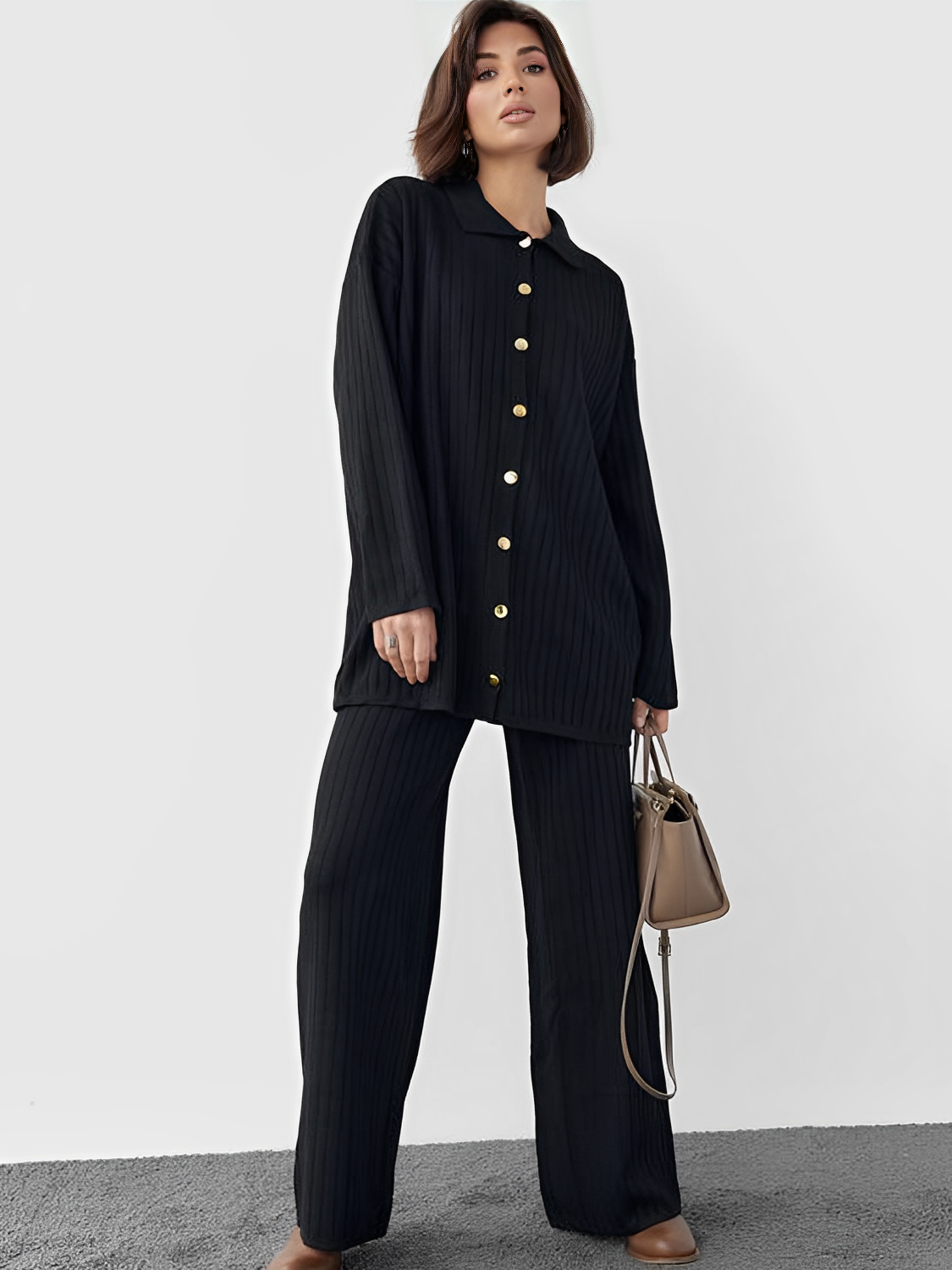 Conjunto Feminino Canelado com Camisa Alongada de Botões e Calça Reta com Elástico - Camila
