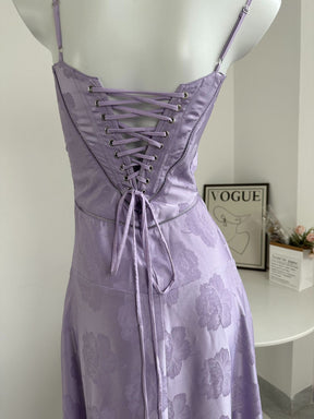 Vestido Longo Elegante com Costas Abertas e Amarração - Flor