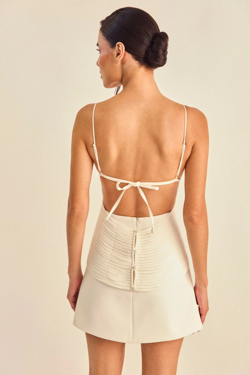 Vestido Slim com Decote nas Costas