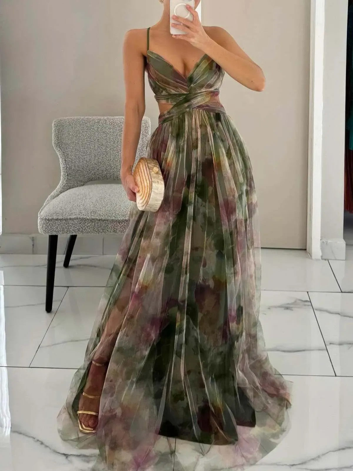Vestido Longo Maíra Floral Pintado com Decote V