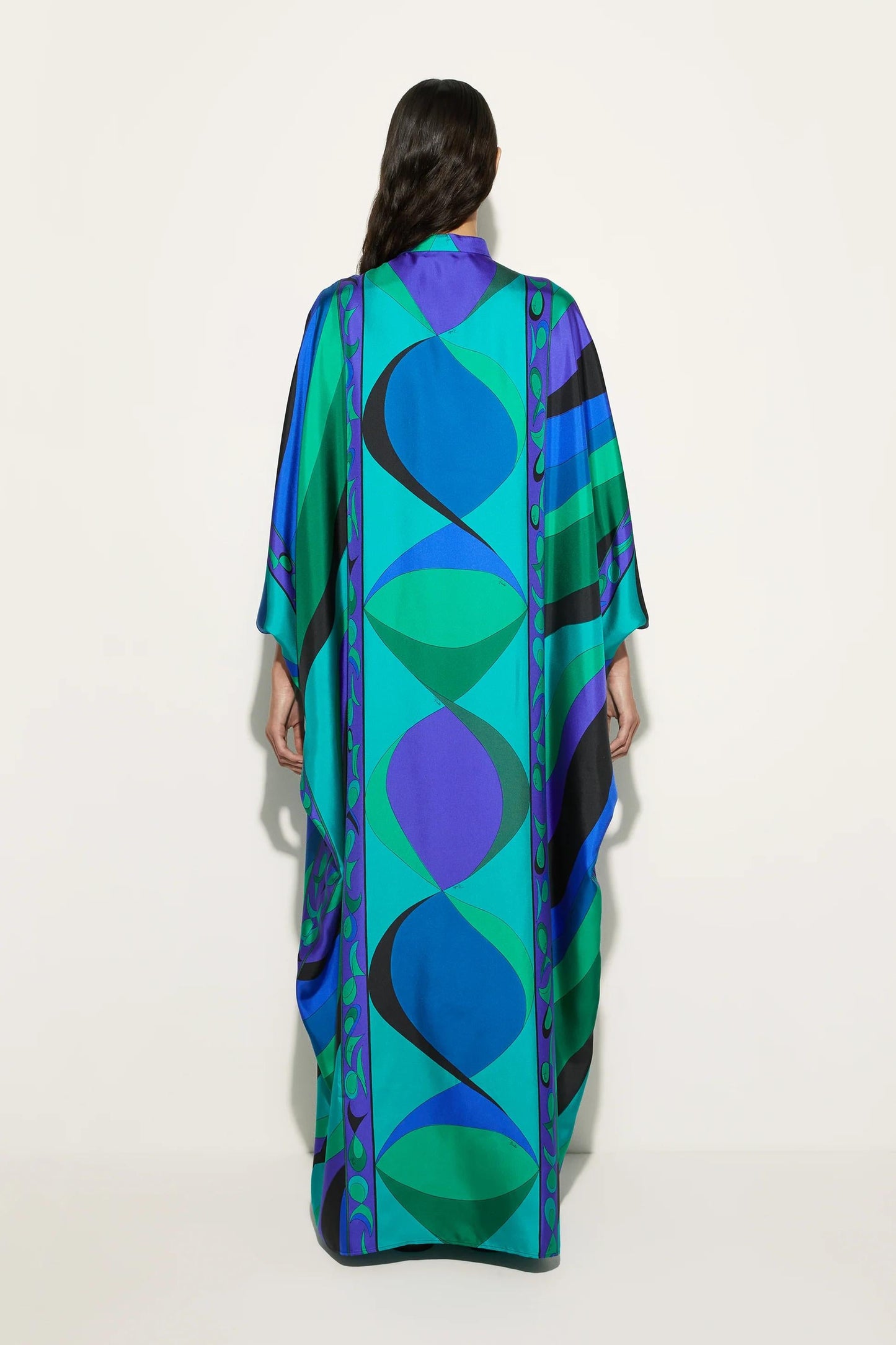 Kaftan Longo em Cetim com Estampa Psicodélica Iride