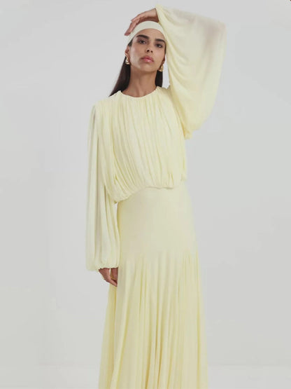 Vestido Longo de Chiffon Plissado com Manga Longa
