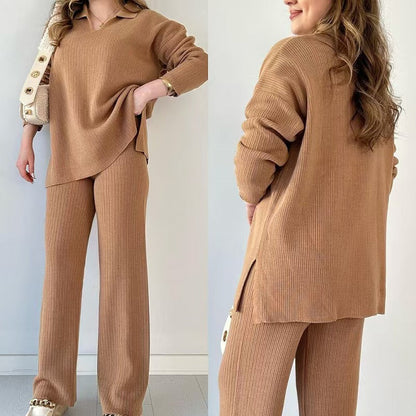 Conjunto de Suéter com Gola e Calça Caneladas em Algodão
