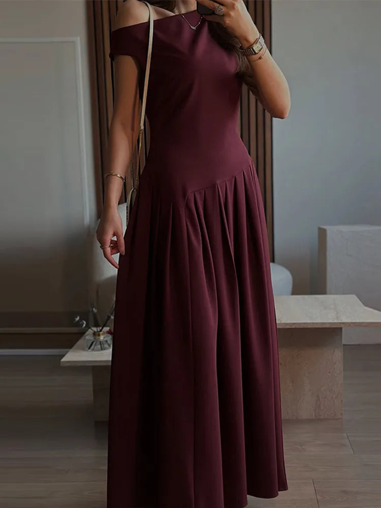 Vestido Longo Elegante – Gola Assimétrica