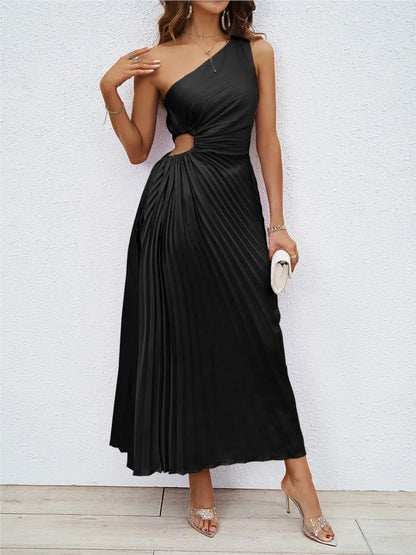 Vestido Feminino Ombro Único com Pregas e Recortes