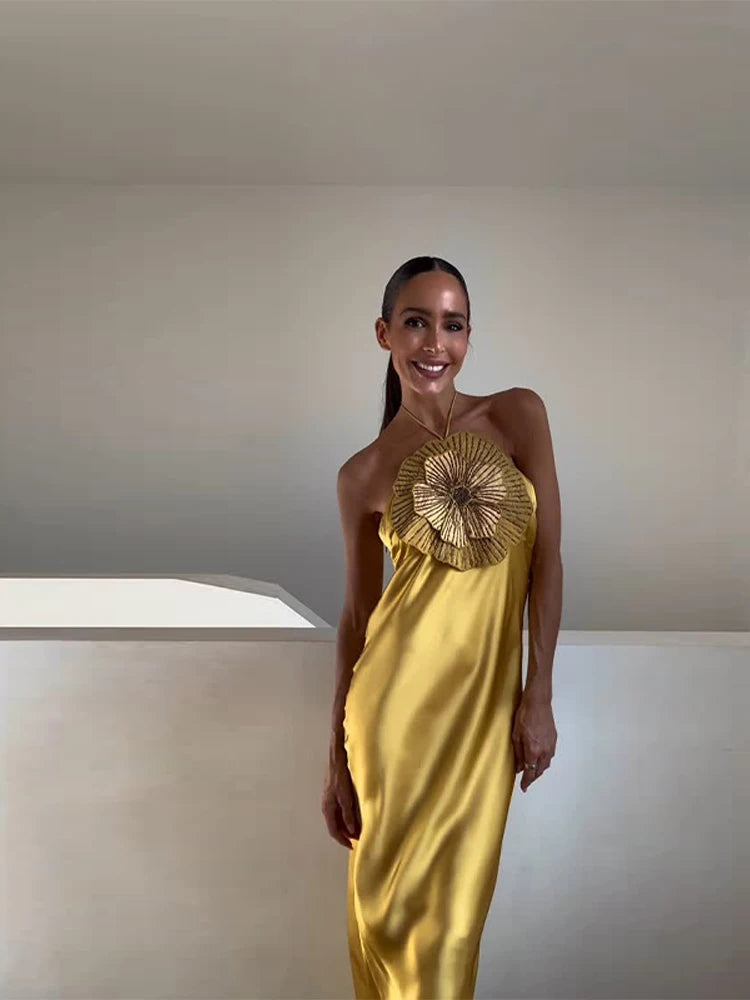 Vestido Aurora di Fiore – Longo Sereia em Cetim com Flores 3D