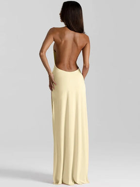 Vestido Longo Halter Decote Profundo Valentina com Fenda Lateral e Costas Nuas