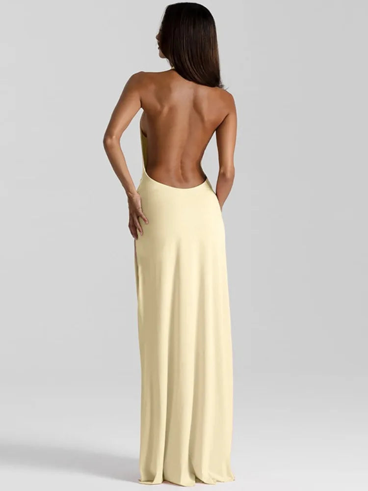 Vestido Longo Halter Decote Profundo Valentina com Fenda Lateral e Costas Nuas