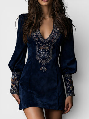 Vestido Mini Elegante com Bordado Eugenia
