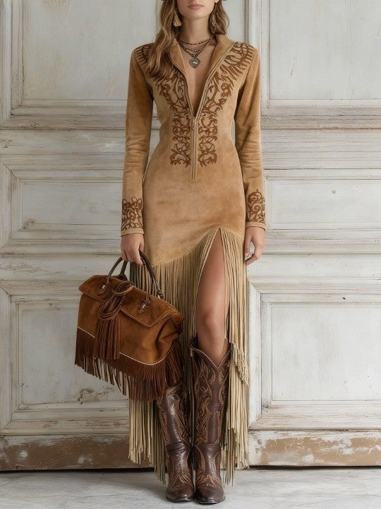 Vestido Longo Western com Franjas e Bordado em Camurça Sintética