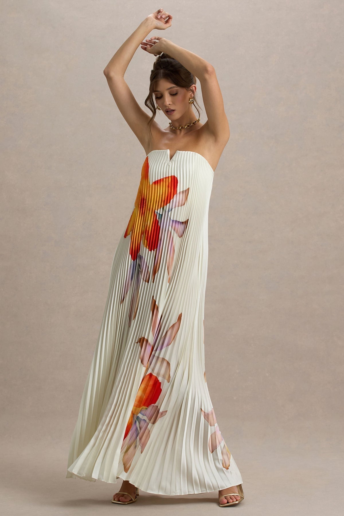 Vestido Longo com Estampa Floral Laranja – Decote Coração