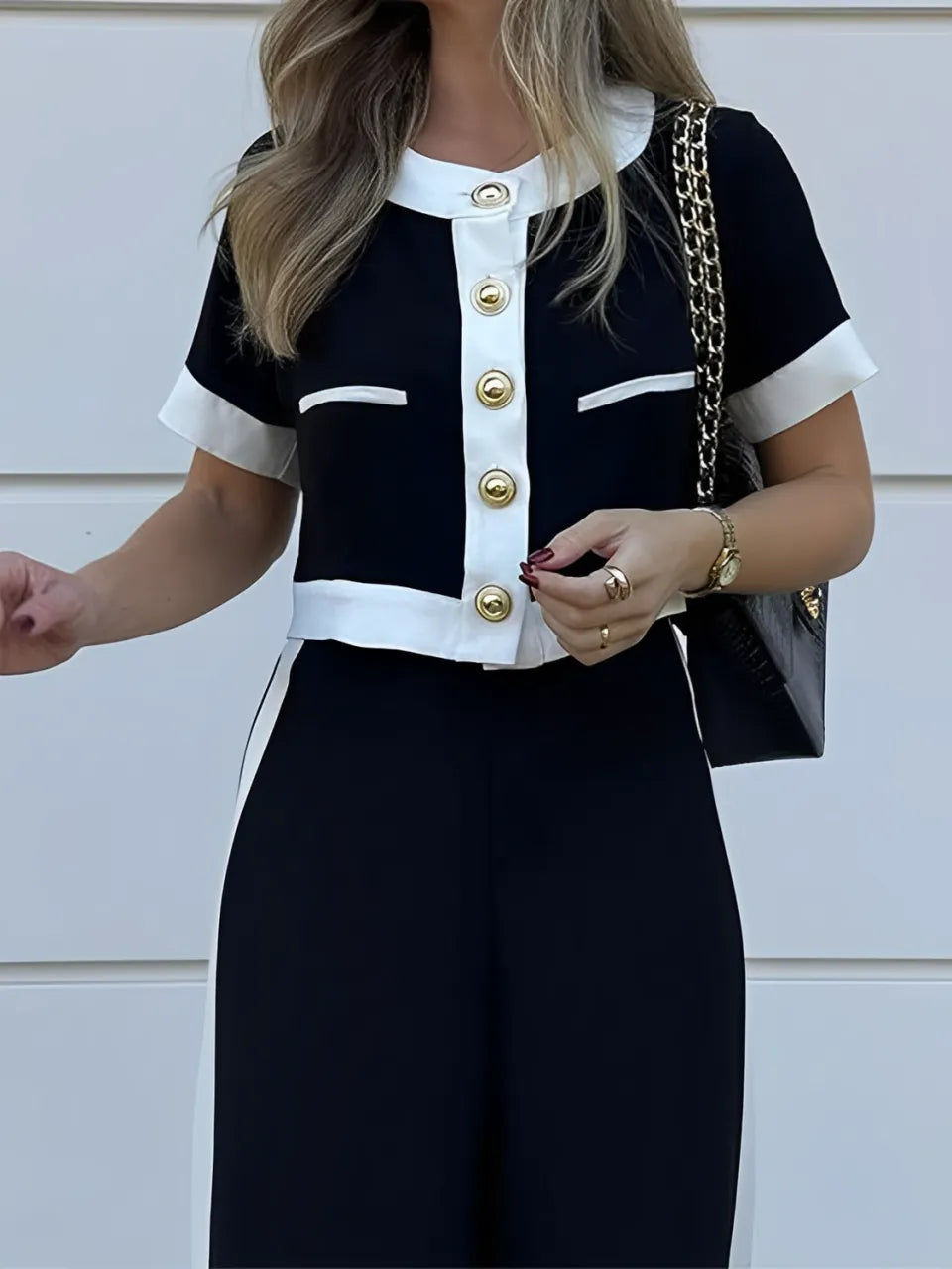 Conjunto Feminino Confortável Blusa Cropped com Botões e Calça de Cintura Alta - Victoria