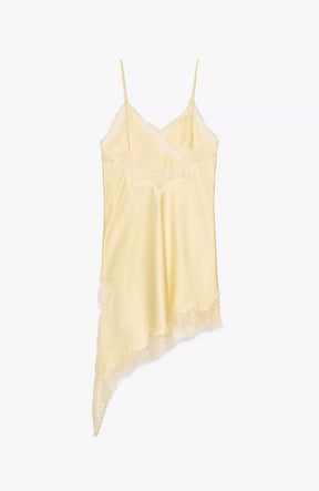 Vestido Lumière Satin – Encanto em Renda