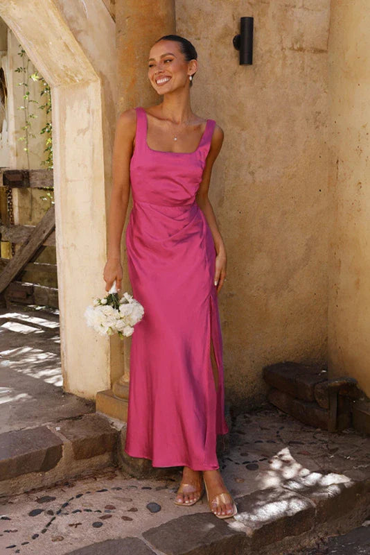 Vestido Alaria Maxi – Elegância Clássica e Atemporal