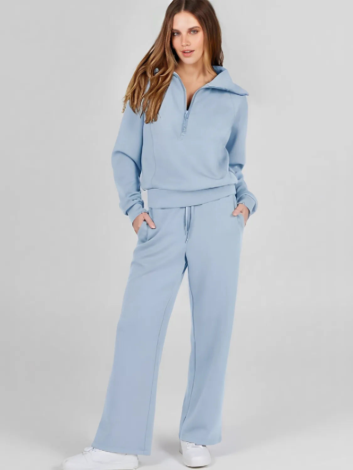 Conjunto Feminino com Suéter Gola Alta Ajustável e Calça Cintura Média com Ajuste de Cordão - Alessandra