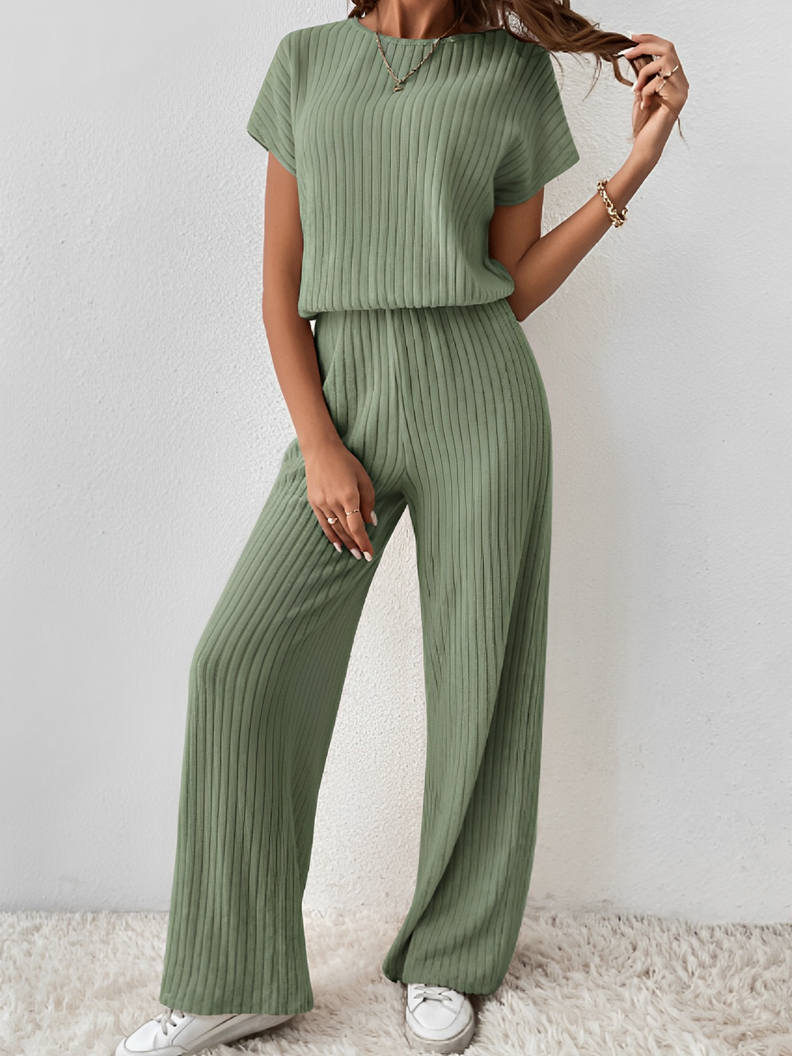 Conjunto Feminino Longo de Malha Canelada com  Blusa  Manga Morcego  e Calça Pantalona– Maite