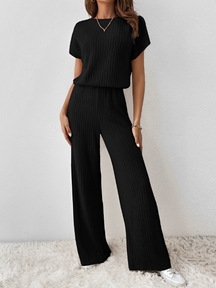 Conjunto Feminino Longo de Malha Canelada com  Blusa  Manga Morcego  e Calça Pantalona– Maite