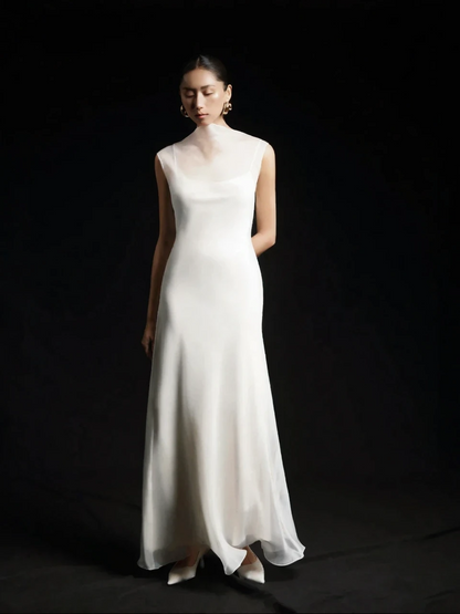 Vestido Longo Off White em Camadas com Costas Profundas em V