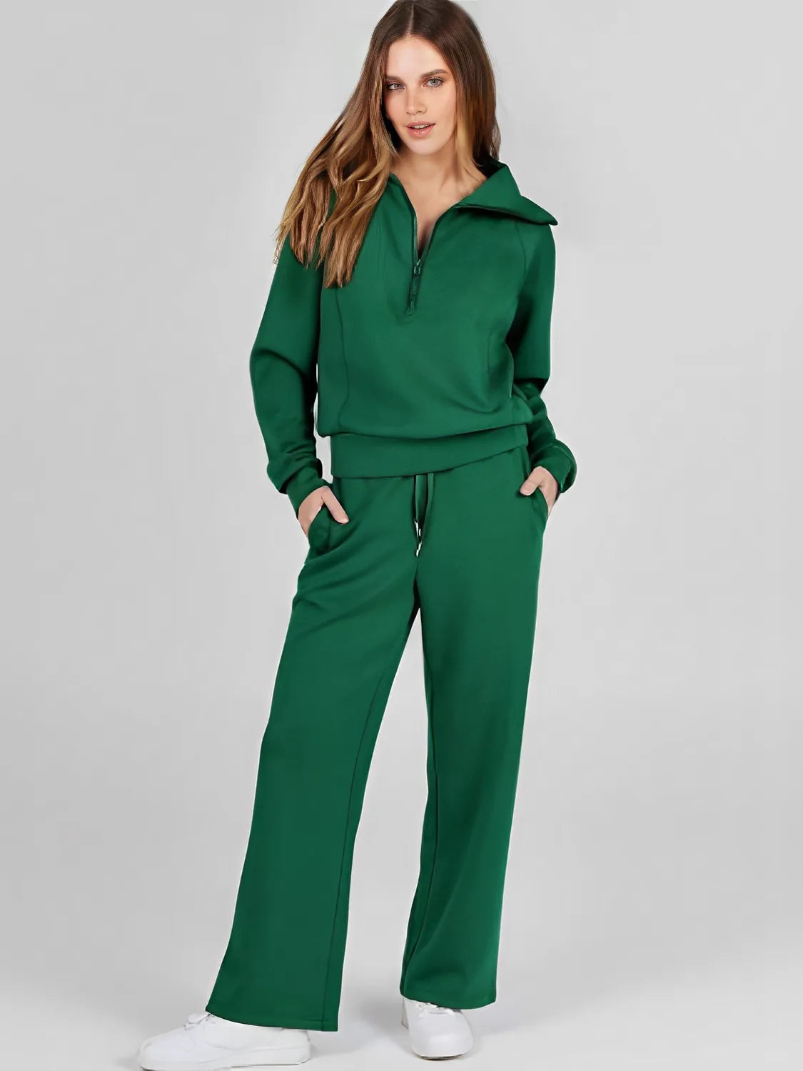 Conjunto Feminino com Suéter Gola Alta Ajustável e Calça Cintura Média com Ajuste de Cordão - Alessandra