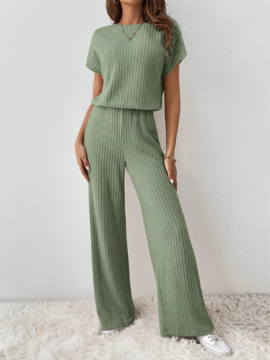 Conjunto Feminino Longo de Malha Canelada com  Blusa  Manga Morcego  e Calça Pantalona– Maite