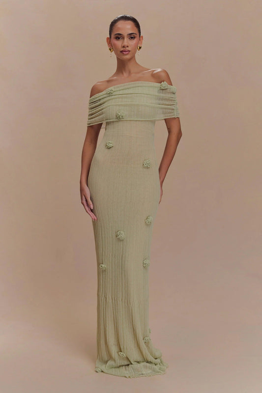 Vestido Longo Tricot Sereia Verde Claro Ombro a Ombro com Aplicações de Orquídeas